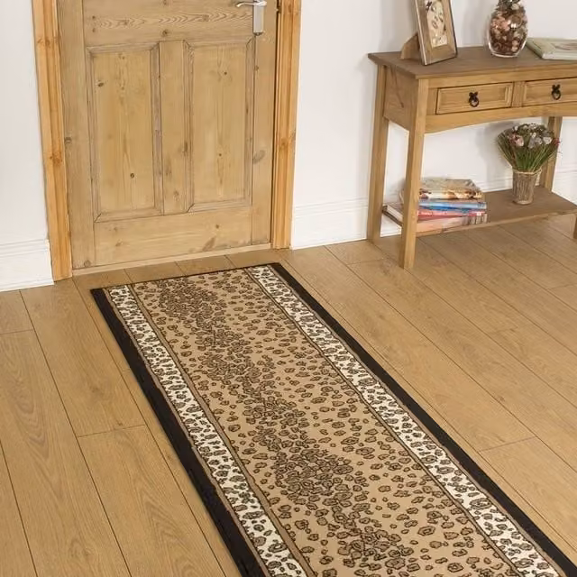 runrug Leopard Print Hallway Carpet Runner Rug in White, W: 70 cm x L: 150 cm