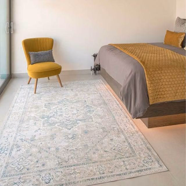 The Rug House Vintage Floral Medallion Living Area Rug in Blue and Grey, W: 230 cm, D: 160 cm