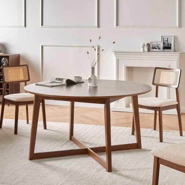 Wyld and Coco Oakline Round Dining Table in Brown with Dark Oak Veneer and Rubberwood Legs, Diameter: 140 cm, Height: 75 cm