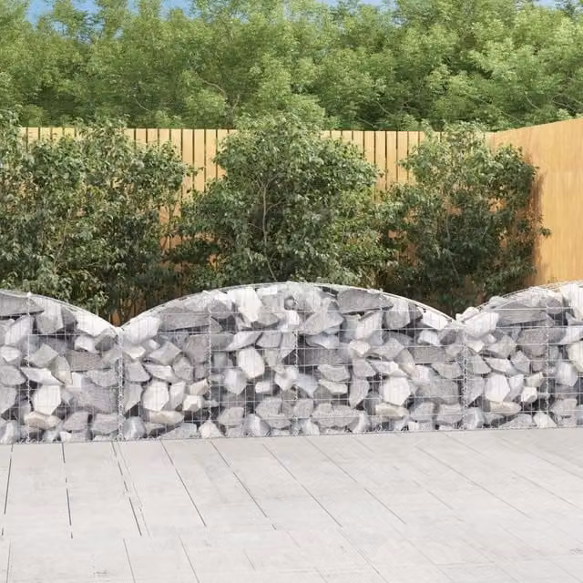 Berkfield Home Arched Gabion Basket in Silver Galvanised Steel, W: 200 cm, D: 30 cm, H: 60-80 cm