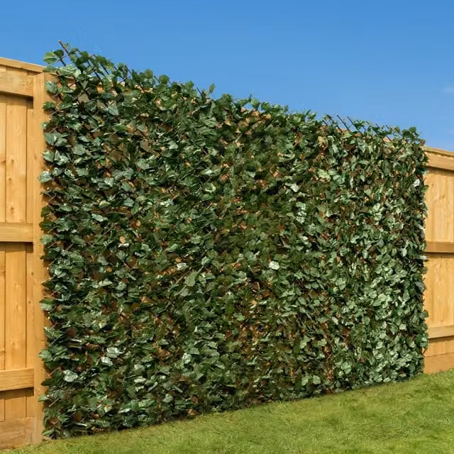 Christow Artificial Expanding Woven Hedge Screen, Green