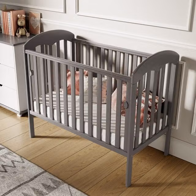 Viculii Ltd Lilibet Cot with Mattress in Grey, Solid Pine Wood, W/D/H: 120 x 60 x 60 cm