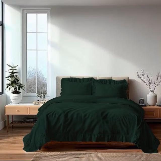Snug City Super King Duvet Cover and Pillowcase Set in Green Polycotton Linen Style, 200 x 200 cm