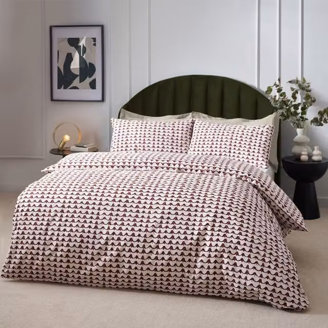 Make it a Home Modern Watercolour Reversible Cotton Duvet Cover Set in Red, 200 x 200 cm