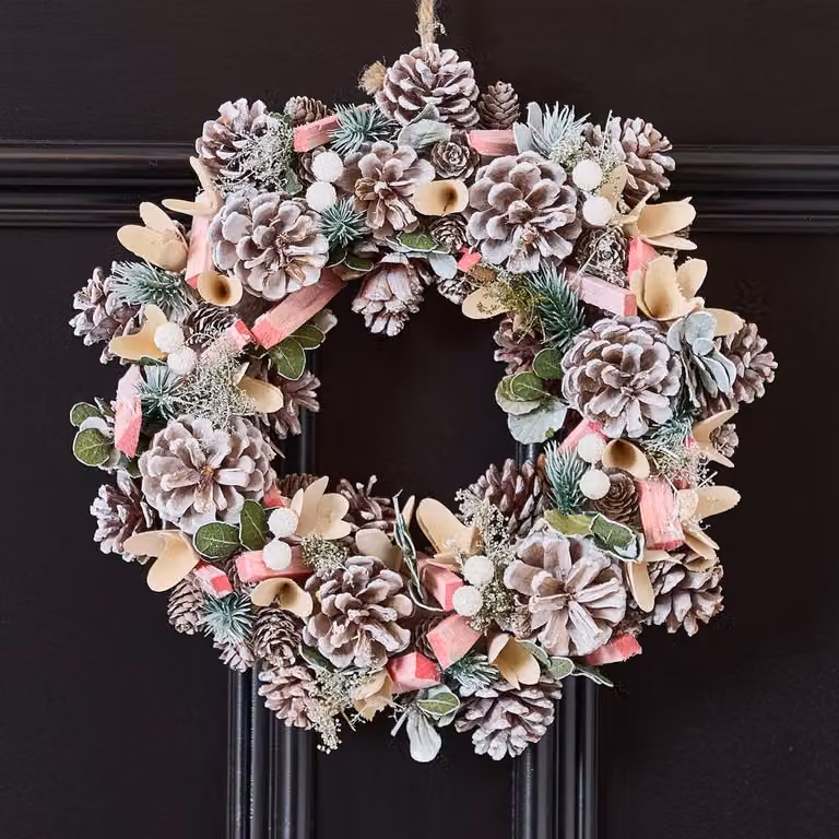Dibor Pastel Pink and White Driftwood Christmas Wreath with Deer Hanger, Diameter: 33 cm