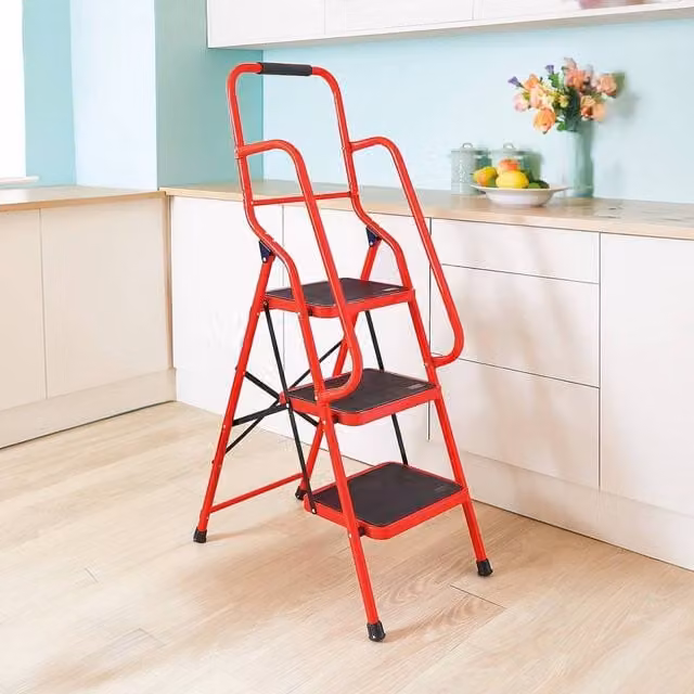 Coopers of Stortford Red 3-Step Steel Safety Ladder, H: 130 cm, W: 48 cm, D: 150 cm