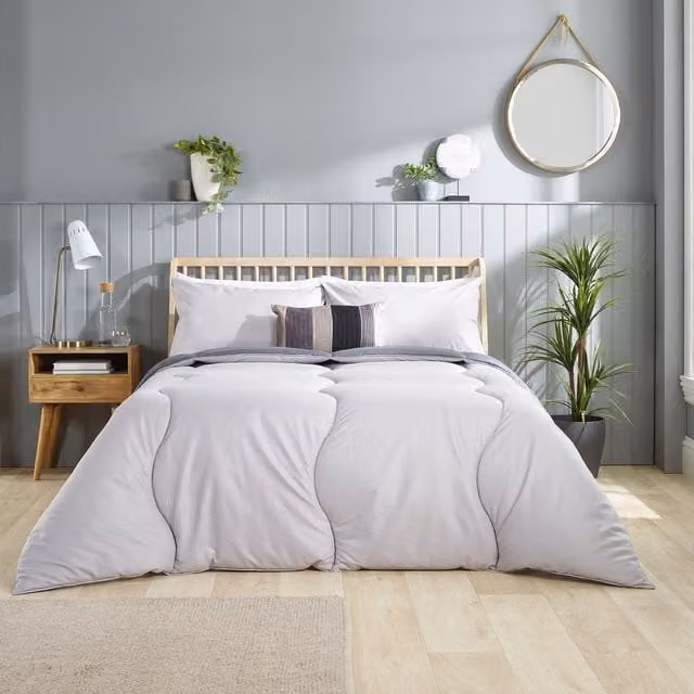 Slumberdown Coverless Comfort Embossed Waffle 10.5 Tog Duvet in Grey, King Size