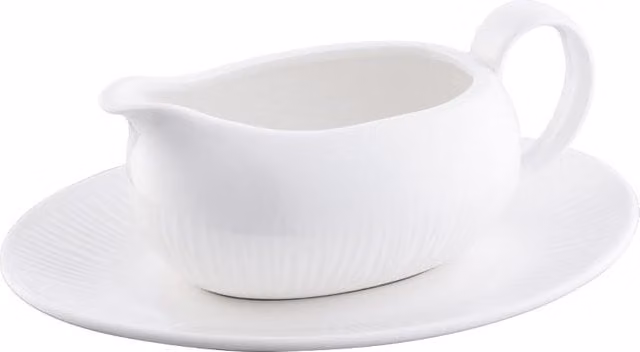 Belleek Living Erne White Porcelain Sauce Boat and Oval Tray Set