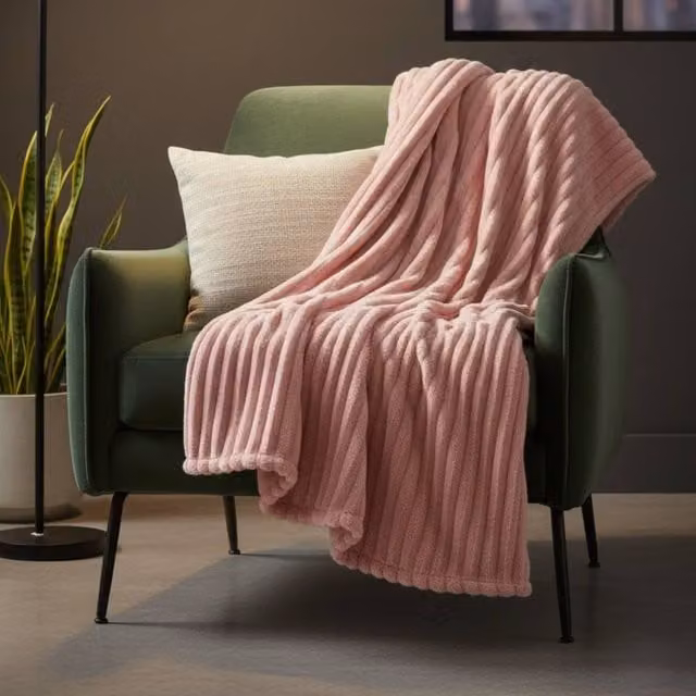 Snug City Pink Chunky Ribbed Faux Fur Knitted Blanket, W/D/H: 200 x 240 cm