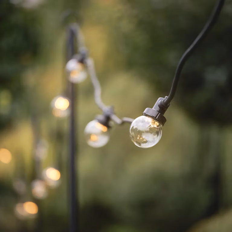 Lights4fun Pro Connect 60 LED Warm White Connectable Festoon Lights with Transparent Spheres and Black Cable