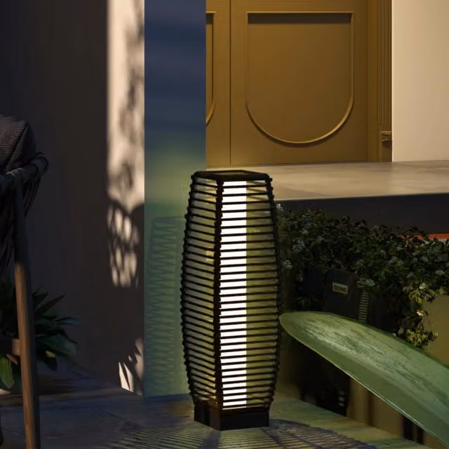 Chilli Seating Grey Rattan Solar LED Floor Lamp