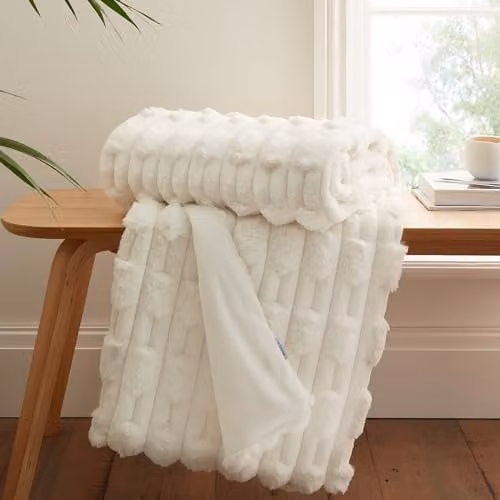 Bianca Carved Faux Fur Throw Blanket in Cream, W: 150 cm, D: 200 cm