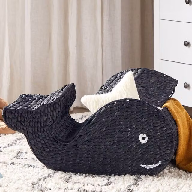 Wyld and Coco Whale-Shaped Open Weave Wicker Storage Basket with Lid, Black, W/D/H: 33.0 x 30.0 cm