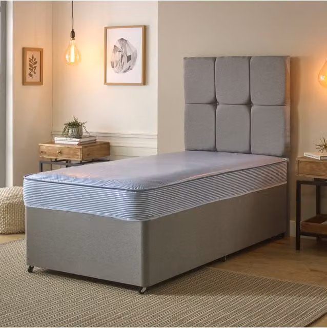 Starlight Beds Waterproof Pocket Sprung Mattress with Blue Synthetic Leather Coating, W/D/H: 140 x 200 cm