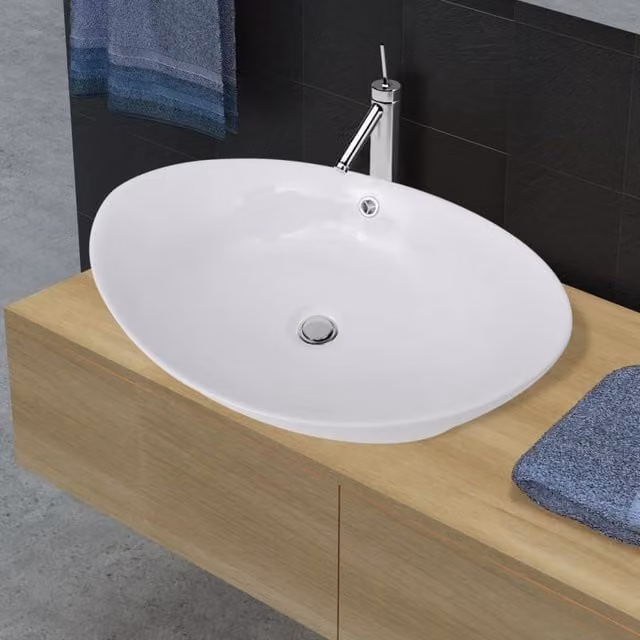 Berkfield Home Luxury Oval Ceramic Basin with Overflow, White, W: 59 cm, D: 38.5 cm, H: 5 cm