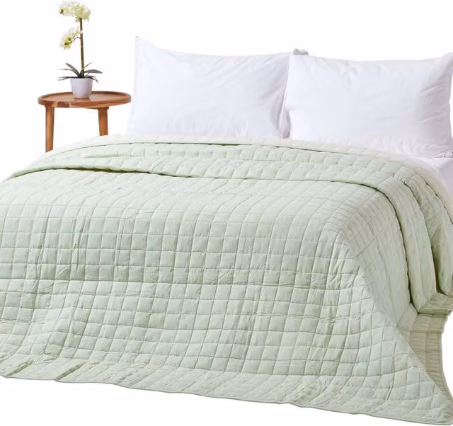 Homescapes Reversible Quilted Cotton Bedspread in Green and Beige
