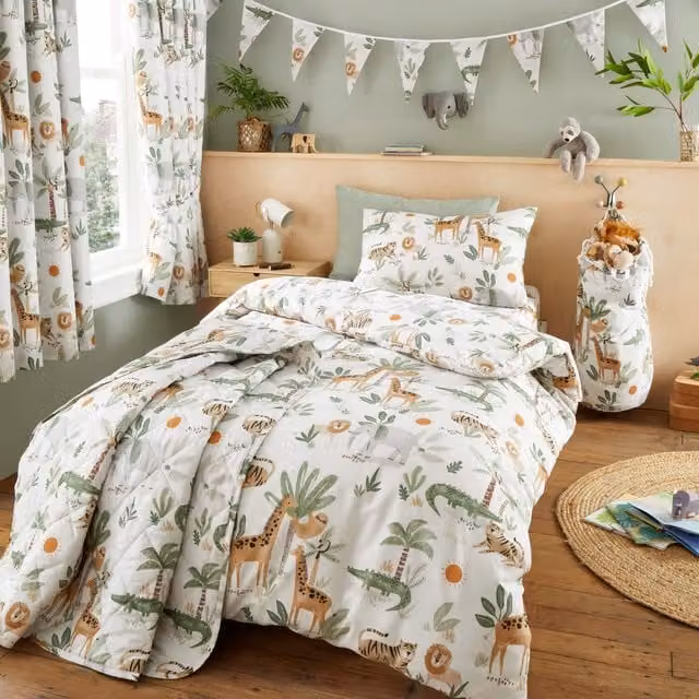 Happy Linen Company Reversible Jungle Safari Kids Bedding Duvet Cover and Pillowcase Set in Beige and White, Duvet Cover 200 x 200 cm, Pillowcase 50 x 75 cm
