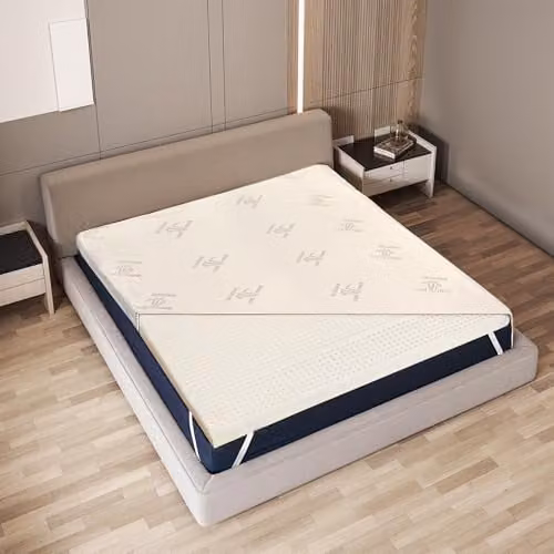 The White Stone Natural Latex Mattress Topper in White with Removable Bamboo Cover, W/D/H: 135 x 190 x 5 cm