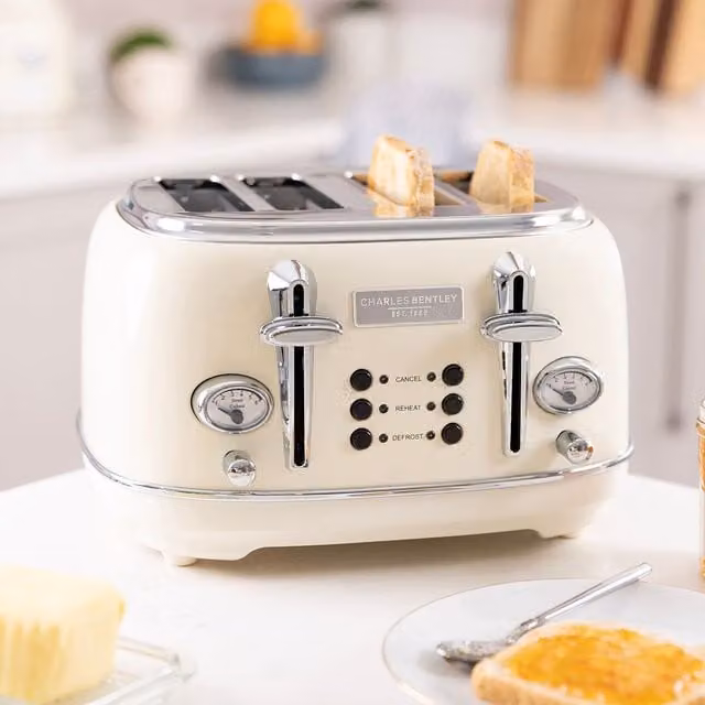 Charles Bentley 4 Slice Stainless Steel Toaster with Tray in Cream and Chrome