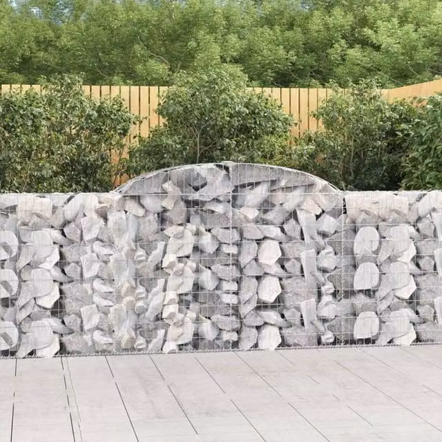 Berkfield Home Arched Gabion Basket in Silver Galvanised Steel, W: 300 cm, D: 30 cm, H: 100-120 cm