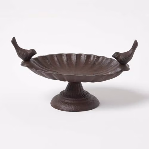 Homescapes Brown Cast Iron Scalloped Oval Bird Bath with Decorative Birds in a Rustic Freestanding Design