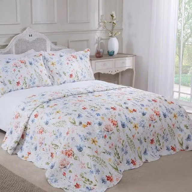 Emma Barclay Spring Meadow Floral Quilted Bedspread in Multi/White