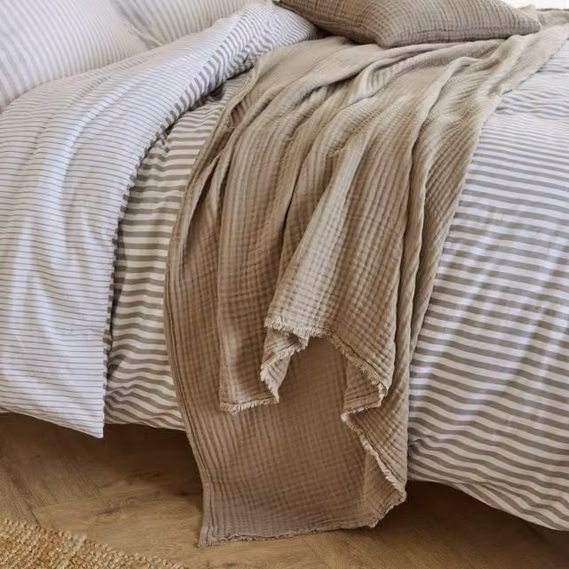 Yard Lark 100% Cotton Muslin Frayed Edge Throw in Light Brown, W/D/H: 240 x 260 cm