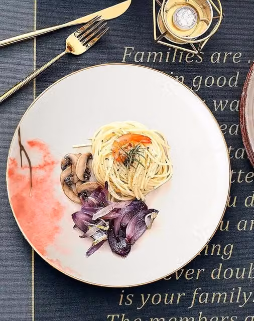 London Boutique White and Gold Porcelain Dinner Plate Set of 4, Diameter: 20.32 cm