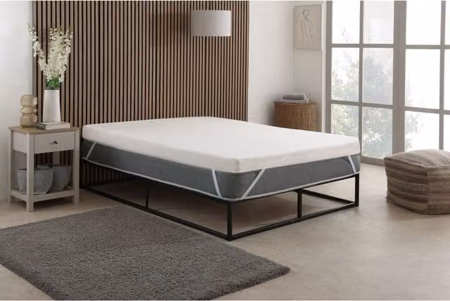 The Foam People Cool Max Memory Foam Mattress Topper in White, W/D: 180 x 200 cm, Depth: 2.54 cm
