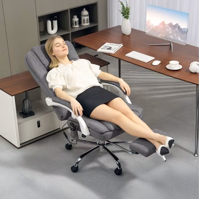 HOMCOM Massage Office Chair with Heat Footrest and Headrest in Grey
