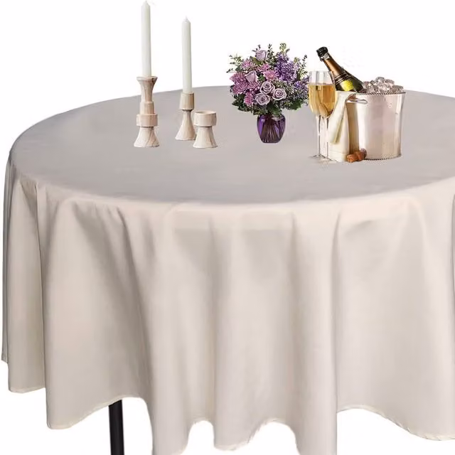 Trimming Shop Plain Round Wedding Tablecloth in Beige/Yellow