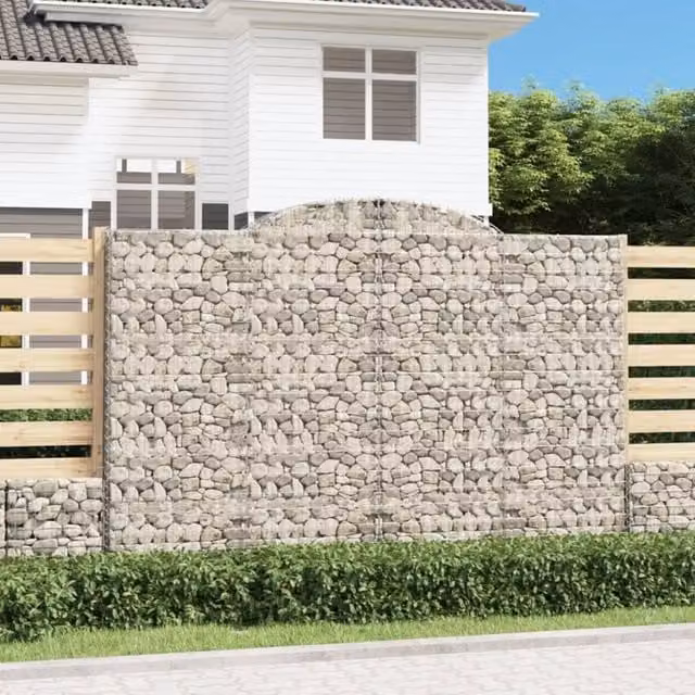 Berkfield Home Arched Gabion Basket in Silver Galvanised Steel, W: 300 cm, D: 50 cm, H: 200-220 cm