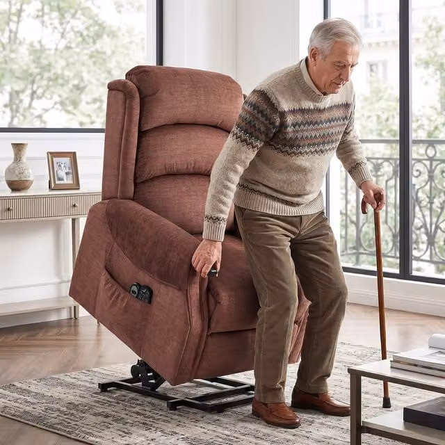 HOMCOM Power Lift Recliner Chair with Vibration and Heat in Brown