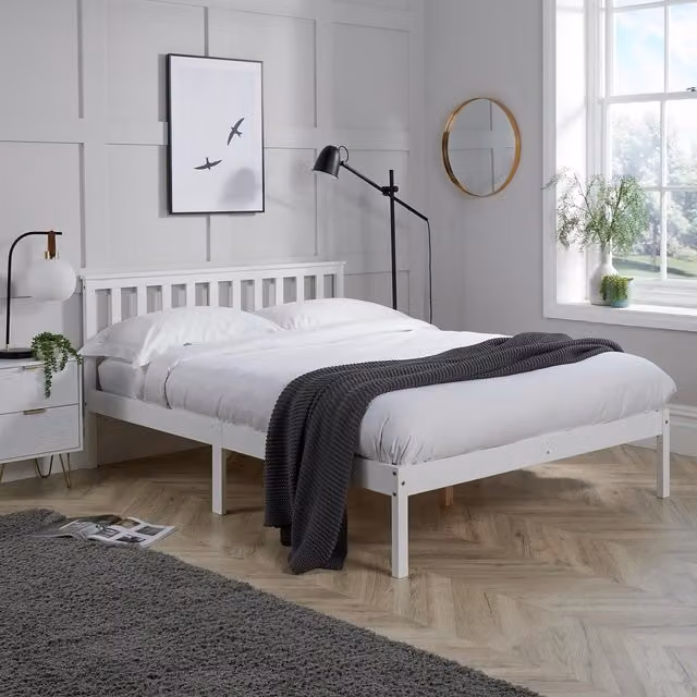 Home Source White Lacquered Solid Pine Wood Double Bed Frame with Slatted Base and Headboard, W/D/H: 140 x 200 cm