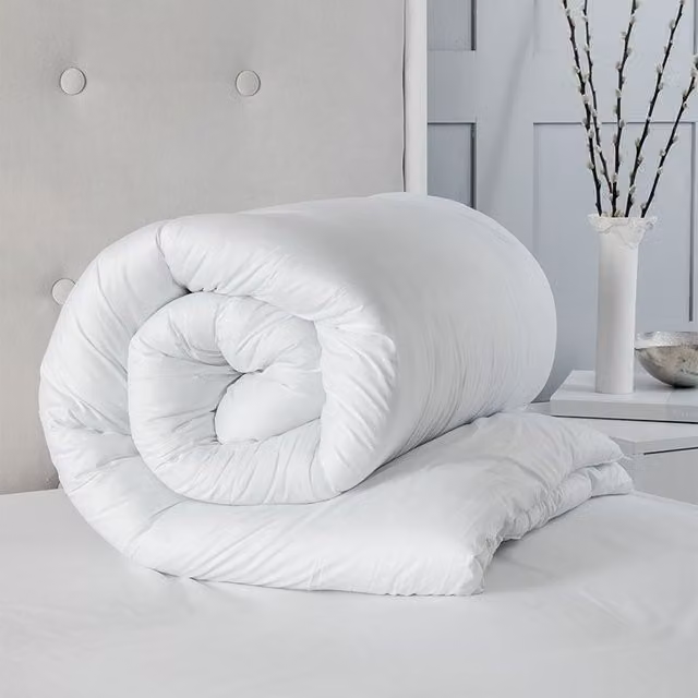 Snug City Single Winter Extra Warm 15 Tog Microfibre Duvet with Non-Allergenic Hollowfibre Filling in White