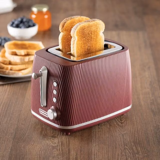Daewoo Cascade 2-Slice Toaster with Defrost, Reheat and Cancel functions in Red