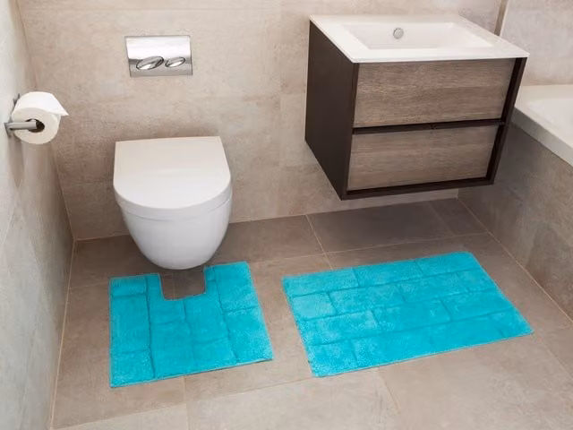 Rapport Home 2 Piece Cotton Bath Mat and WC Pedestal Mat Set in Blue/Turquoise