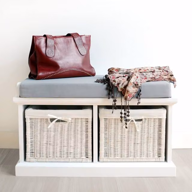 Statement Furniture Tetbury White Storage Bench with Grey Cushion and 2 White Wicker Baskets W/D/H: 76 x 40 x 46 cm