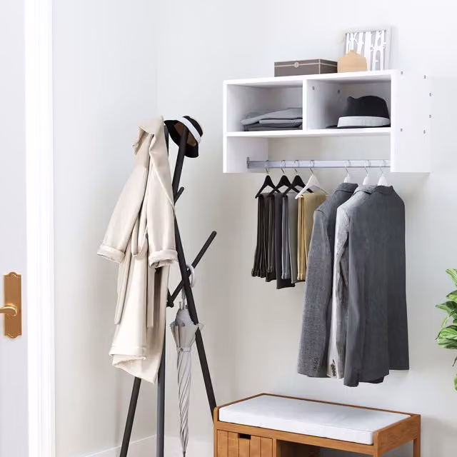 HOMCOM Modern Wall Mounted Coat Hanger in White and Oak