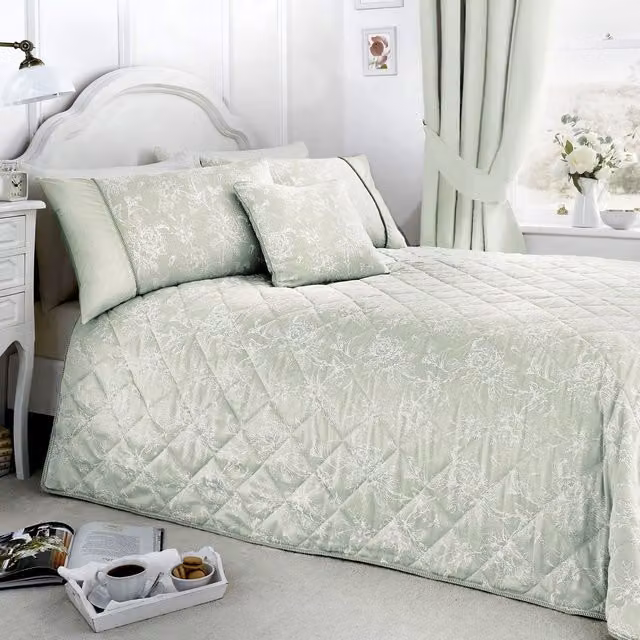 Dreams & Drapes Jasmine Green Jacquard Quilted Cotton Blend Bedspread W: 220 cm, D: 240 cm
