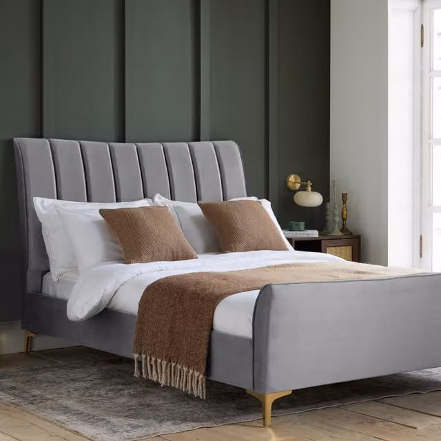 Birlea Clover Upholstered Velvet Bed in Grey and Gold, W/D/H: 140 x 200 cm