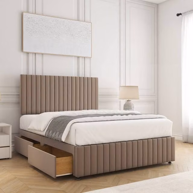 BSSPOKE Emma Plush Velvet Divan Bed Set with 24 inch Headboard, 4 Drawers and Mattress in Taupe, Size: Double (W/D/H: 140 x 200 cm)