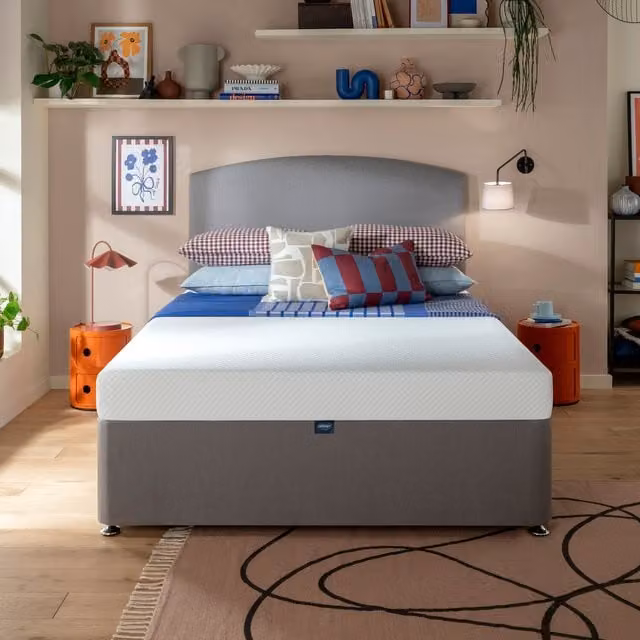 Silentnight Comfort Memory Mattress, White, W: 140 cm, D: 200 cm