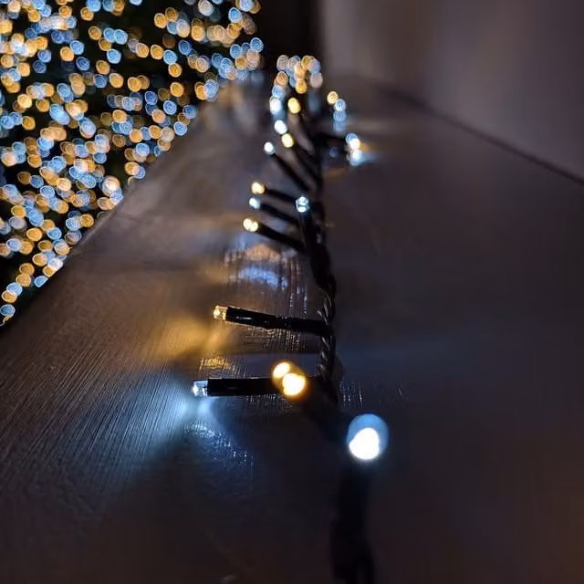 Samuel Alexander 50m TreeBrights LED Christmas String Lights with Timer in Cool White and Warm White