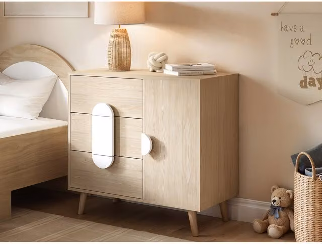 Flair Furnishings Noah Chest of Drawers in White
