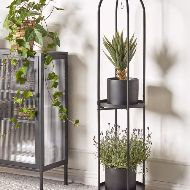 Wyld and Coco Black Metal Industrial Plant Stand, H 160 x W 35 x D 35 cm