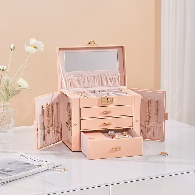 Livingandhome Solid Pink Fabric Jewellery Box with Lid and Gold Details