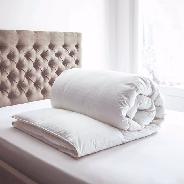 Bedeck of Belfast Hungarian Down Double 10.5 Tog Duvet with White Cotton Cover