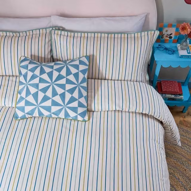 Land & Shore Abbey Super Kingsize Reversible Striped Cotton Duvet Cover and Pillowcase Set, Green and Blue, W: 200 cm x D: 200 cm
