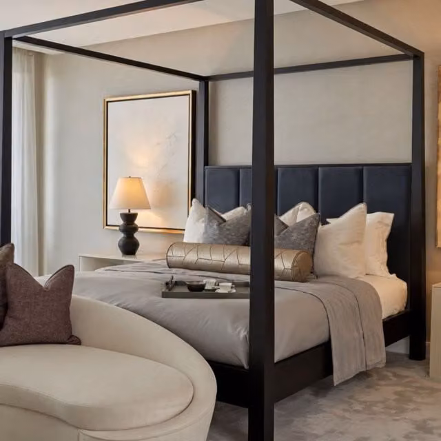 HOB Furniture Washington 4 Poster Bed in Black Velvet with Gold Details, Super King Size (200 x 200 cm)